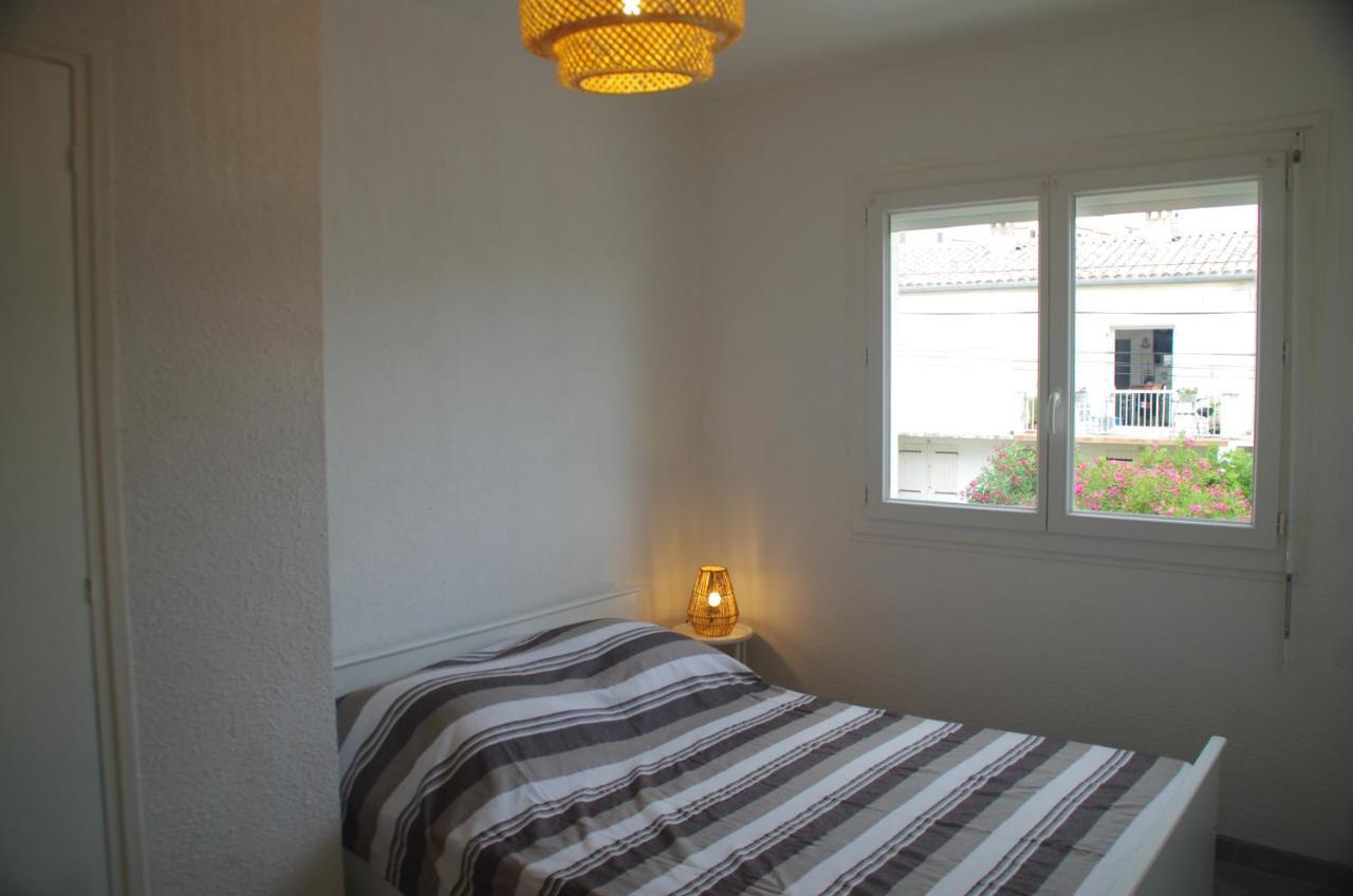 Superbe Appartement Avec Vue Sur Le Port Et Plage Saint-Pierre-la-Mer  Exteriér fotografie